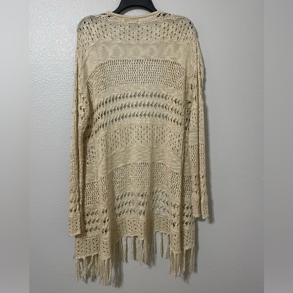 XL Crochet Shaw - Picture 2 of 3